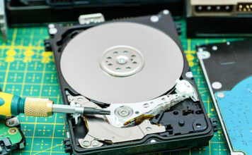 Dlaczego warto zamienić dysk HDD na SSD