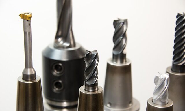 Jakie obroty do cięcia płytek?